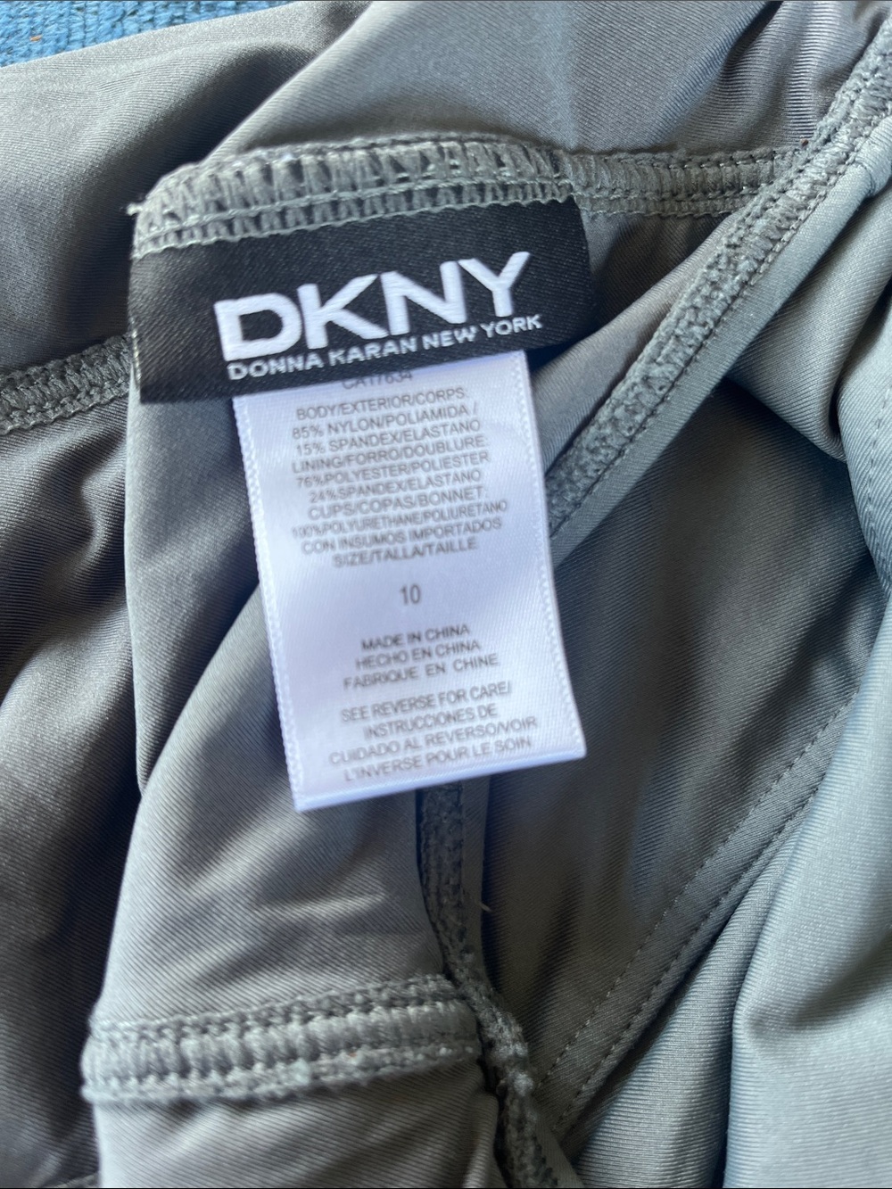 DKNY racer-back One-Piece Swimsuit. Removable padding @bra shelf. Size 10 NWOT - Picture 7 of 7